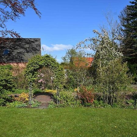 Unser Traumhaus Mit Wunderschoenem Garten Aurich Dış mekan fotoğraf